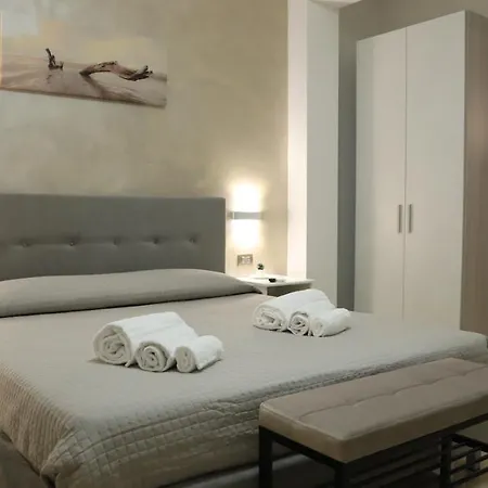 Bed & Breakfast My House *