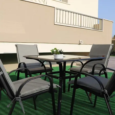 My House Couette-café Avola