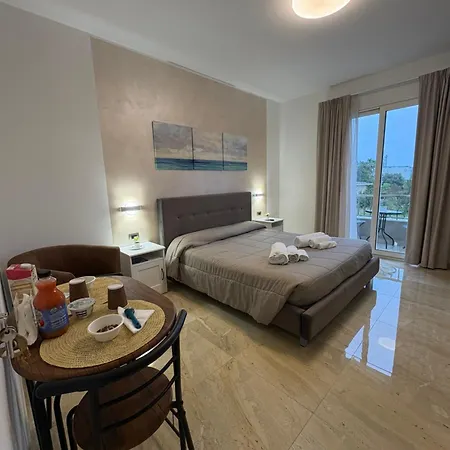 My House Bed and Breakfast Avola