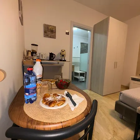 My House Bed and Breakfast Avola